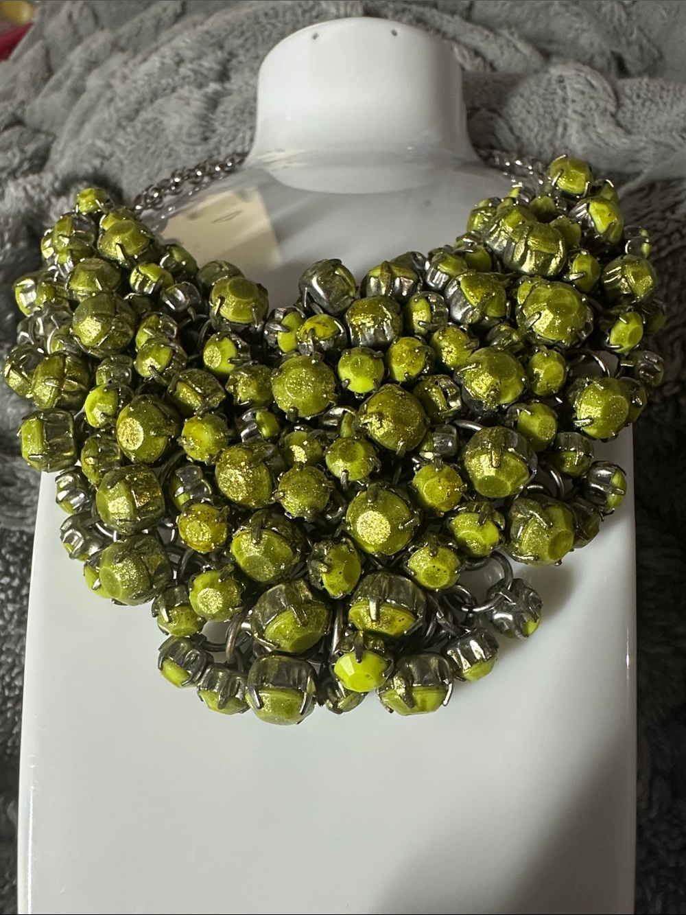 Vintage Statement Lime Green Cluster Necklace-needs cleaning